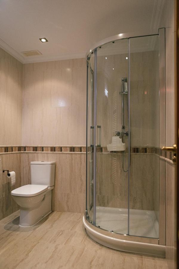 Alojamiento Urabain Apartment Allo Bagian luar foto