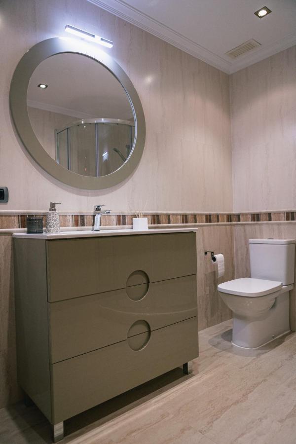 Alojamiento Urabain Apartment Allo Bagian luar foto